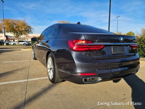 Used 2019 BMW 750i xDrive w/ Luxury Rear Seating Package image 3