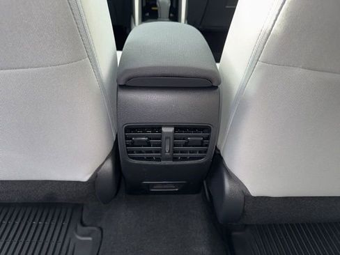 Certified 2024 Toyota Corolla Cross LE image 14