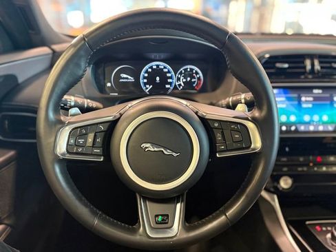 Used 2018 Jaguar XE R-Sport image 24