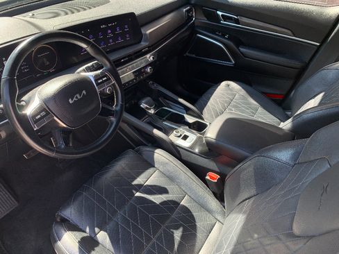 Used 2023 Kia Telluride SX X-Line AWD/4WD image 9