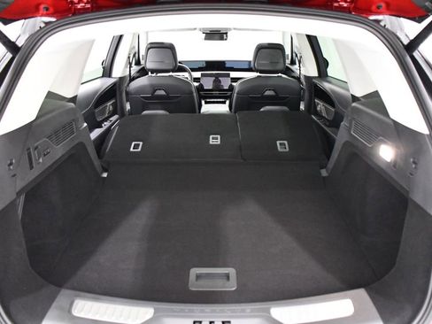 Used 2026 Lincoln Nautilus Reserve image 24