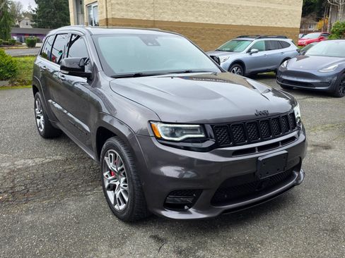 Used 2018 Jeep Grand Cherokee SRT AWD/4WD image 3