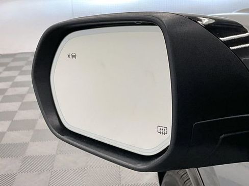 Used 2026 Chevrolet Traverse RS image 41