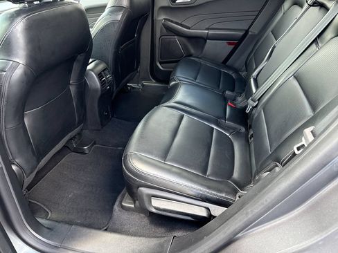 Used 2023 Ford Escape Platinum AWD/4WD image 20