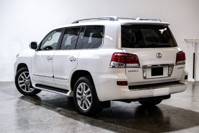 Used 2014 Lexus LX 570 4WD image 13