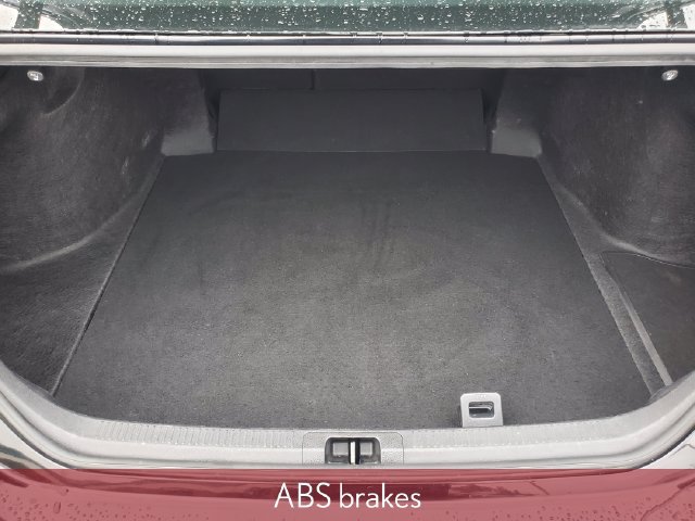 Used 2025 Toyota Camry SE FWD image 32