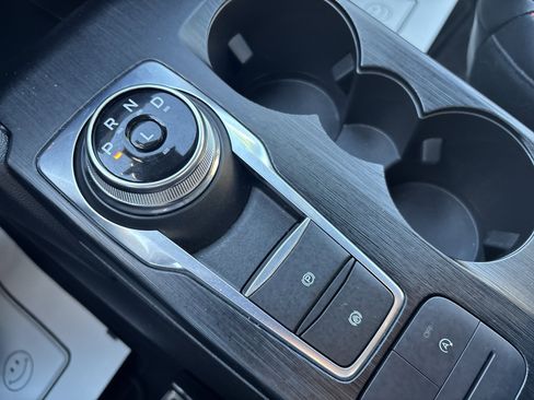 Used 2025 Ford Escape ST-Line Select image 24