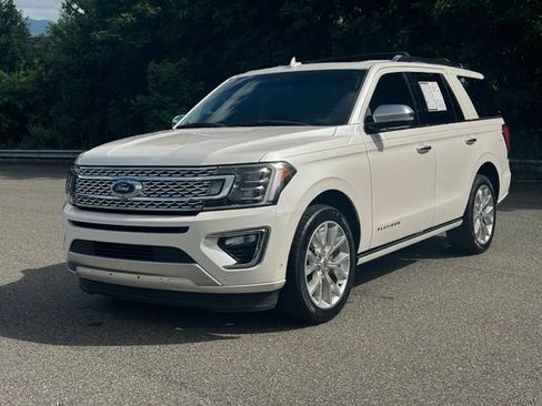 Used 2019 Ford Expedition Platinum RWD image 3