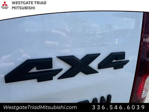 Used 2021 RAM 1500 Warlock w/ Warlock Decor Package AWD/4WD image 18