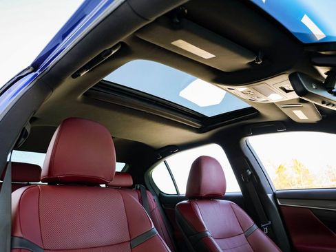 Used 2018 Lexus GS 350 F Sport image 25