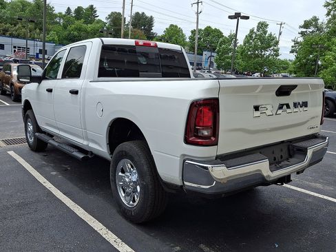 New 2026 RAM 2500 Tradesman AWD/4WD image 5