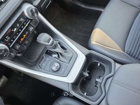 Used 2025 Toyota RAV4 XSE image 25