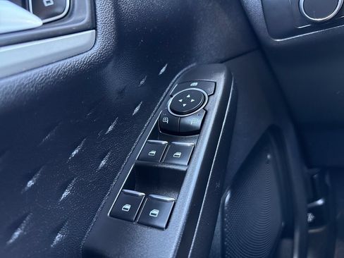 Used 2020 Ford Escape SE AWD/4WD image 25