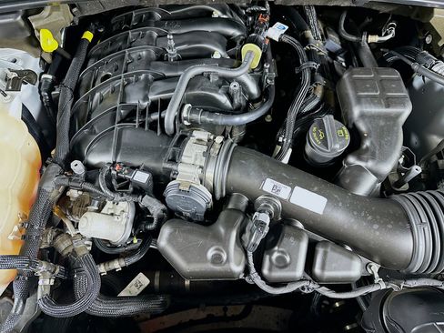 Used 2022 Jeep Grand Cherokee L Laredo w/ Luxury Tech Group I image 34