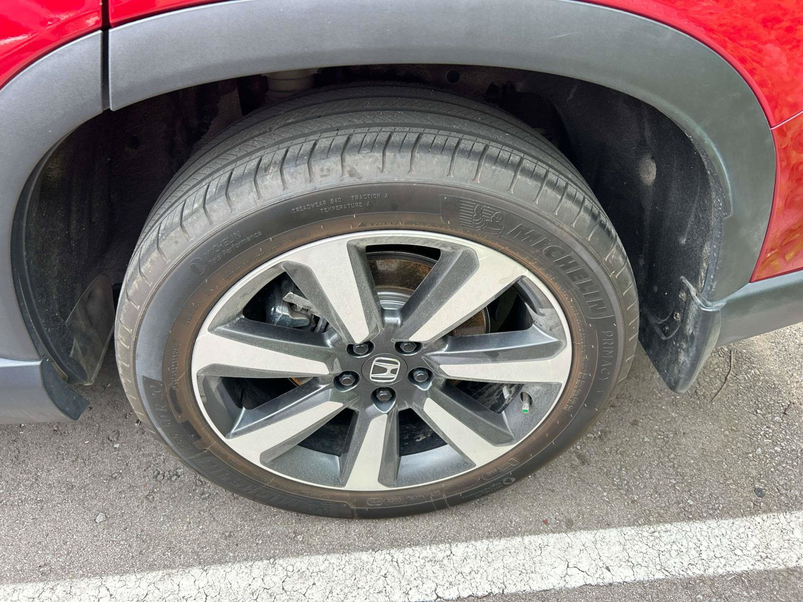 Used 2025 Honda Pilot Touring image 9