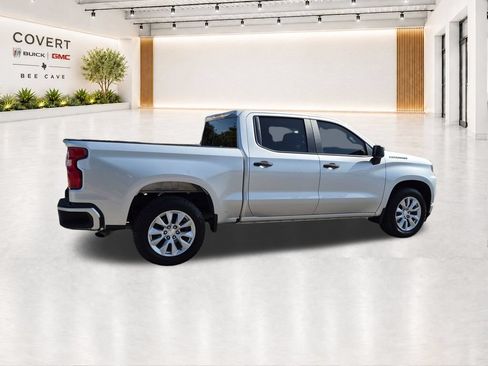 Used 2021 Chevrolet Silverado 1500 Custom RWD image 12