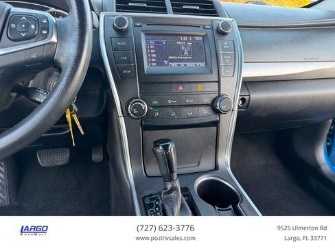 Used 2017 Toyota Camry SE image 24