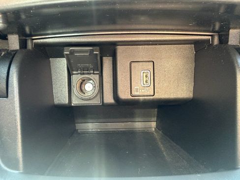 Used 2018 Honda Accord Sport image 17