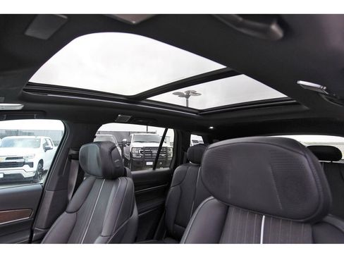 New 2026 Cadillac Vistiq Sport AWD/4WD image 24