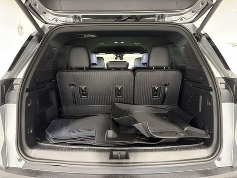 Certified 2026 Chevrolet Traverse LT w/ LPO, Floor Liner Package image 15