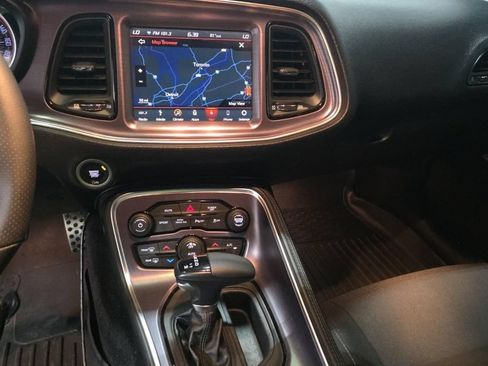 Used 2018 Dodge Challenger R/T Scat Pack RWD image 10