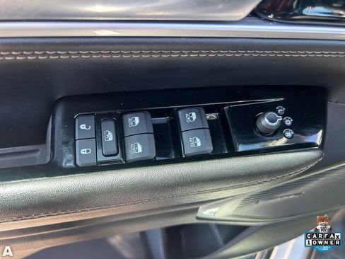 Used 2024 Jeep Wagoneer Series II w/ Flexible Seating Group RWD image 21