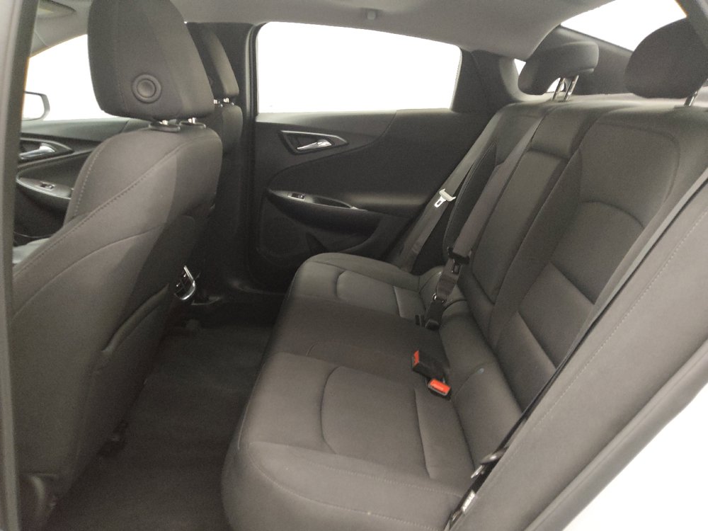 Used 2021 Chevrolet Malibu LT FWD image 18