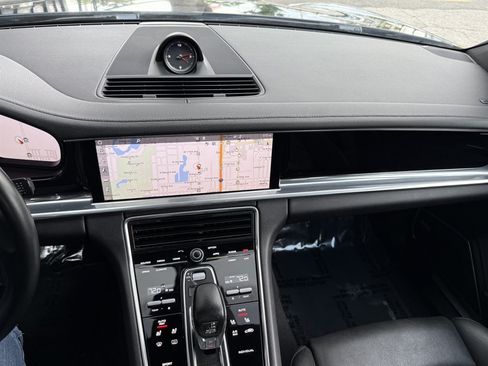 Used 2017 Porsche Panamera 4 AWD/4WD image 16