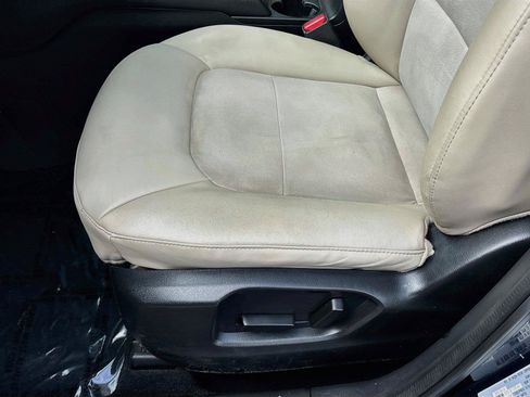 Used 2019 MAZDA CX-5 Touring FWD image 19