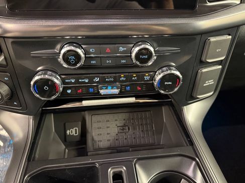 New 2026 Ford F150 Lariat w/ Equipment Group 502A High AWD/4WD image 13