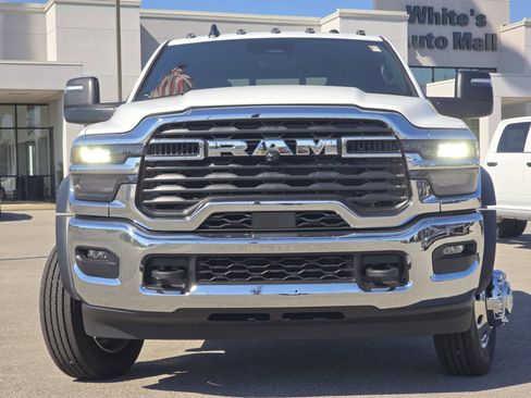 New 2026 RAM 4500 Tradesman image 12