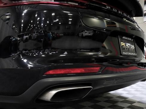 Used 2018 Porsche Panamera 4 image 80