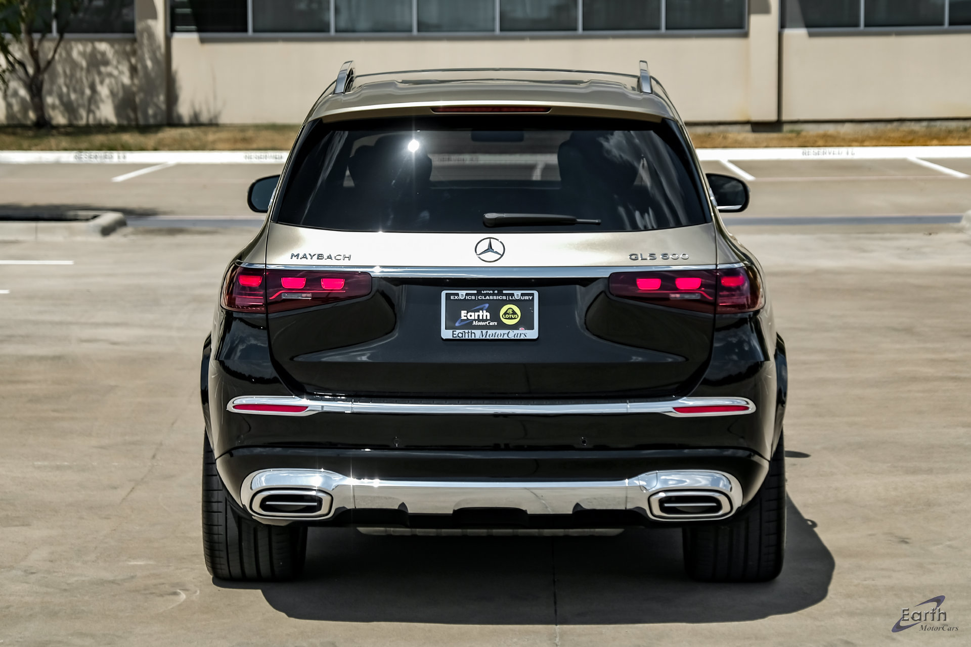 Used 2024 Mercedes-Benz Maybach GLS 600 4MATIC image 14
