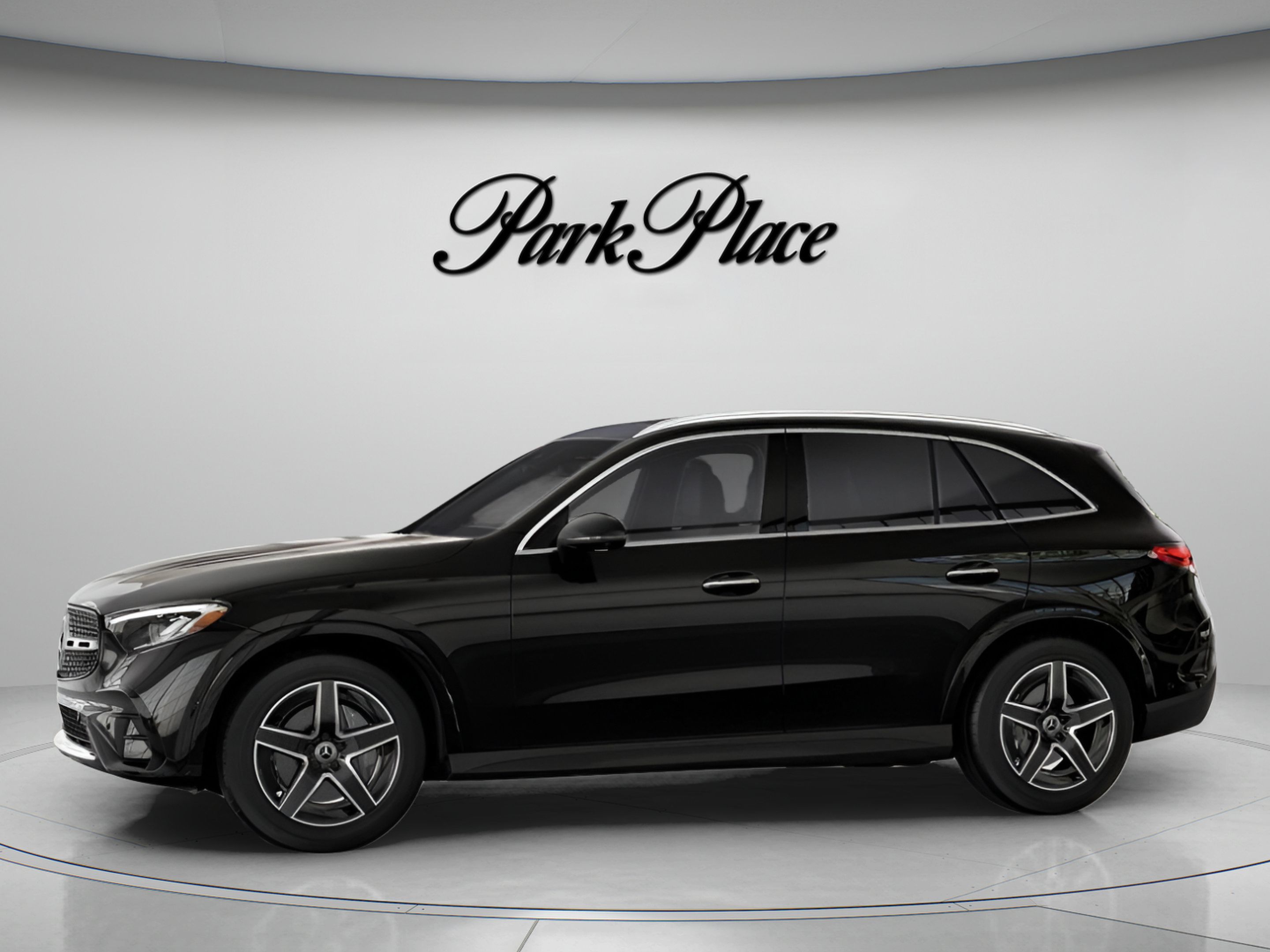 Certified 2026 Mercedes-Benz GLC 300 image 4