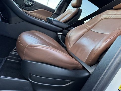 Used 2022 Lincoln Aviator Reserve w/ Elements Package Plus image 7