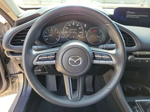 Used 2023 MAZDA MAZDA3 s FWD image 18