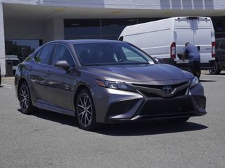 Used 2024 Toyota Camry SE FWD video 2