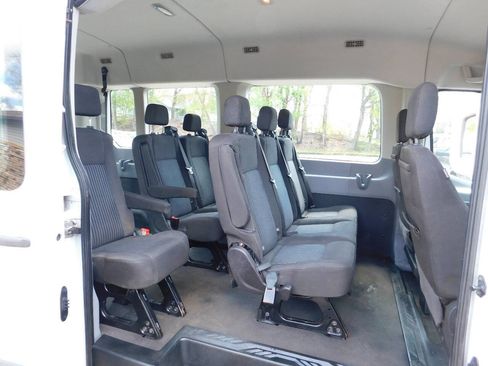 Used 2017 Ford Transit 350 XLT image 31