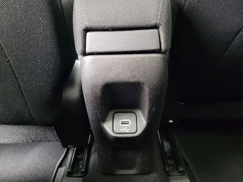 Used 2021 Jeep Renegade Latitude w/ Sun & Sound Group image 15