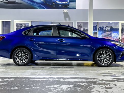 Used 2024 Kia Forte GT-Line w/ GT-Line Premium Package image 7