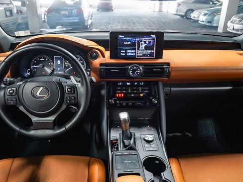 Used 2025 Lexus IS 300 F Sport RWD image 12