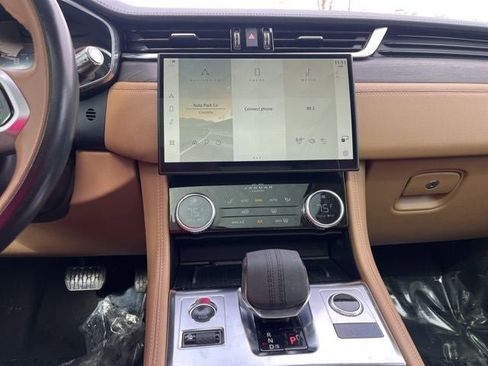 Used 2021 Jaguar F-PACE S image 30