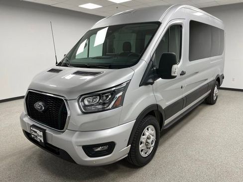 Used 2023 Ford Transit 350 XLT AWD/4WD image 4