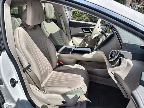 Used 2022 Mercedes-Benz EQS 450+ Sedan image 26