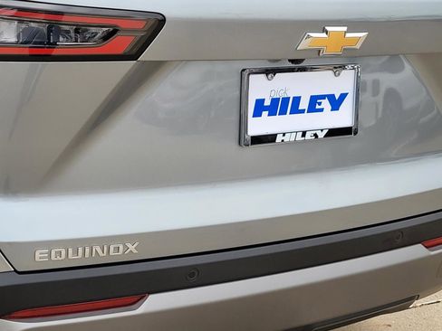 New 2026 Chevrolet Equinox LT w/ Convenience Package II image 4