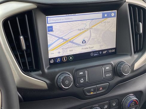 Used 2023 GMC Terrain Denali image 27