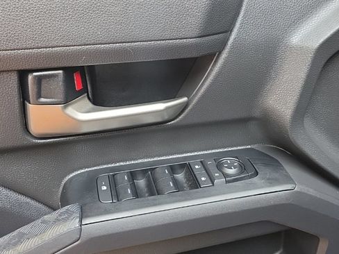 Used 2025 Toyota Tacoma TRD Sport AWD/4WD image 24