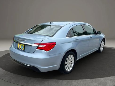 Used 2013 Chrysler 200 Touring FWD image 8