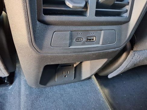 New 2026 GMC Canyon Elevation w/ Convenience Package image 16