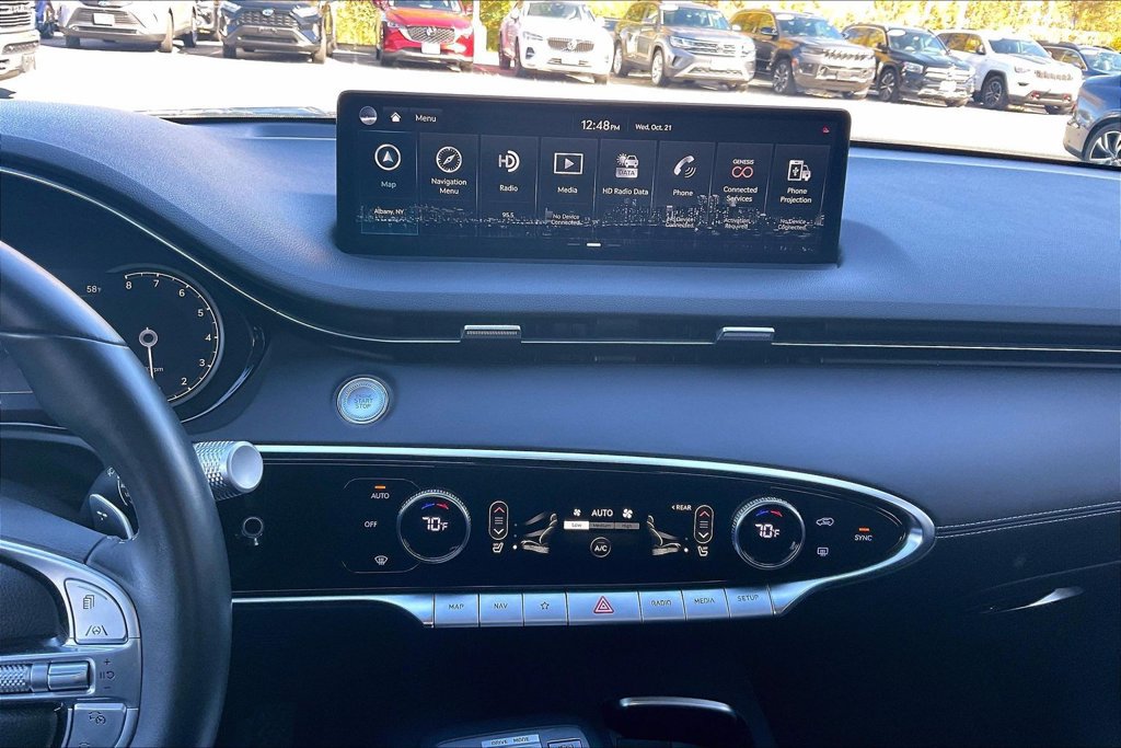Used 2022 Genesis GV70 2.5T AWD/4WD image 16